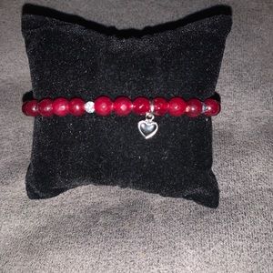 - TOCARA New Retired Amore Elastic Bracelet Crystal Red